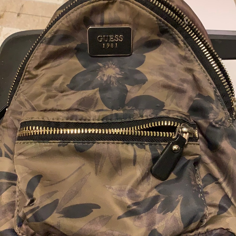 Guess mini backpack color light green and black flowers